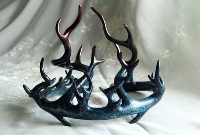 漆髹玻璃鋼鹿角擺件 五個月的匠心與自然的對話